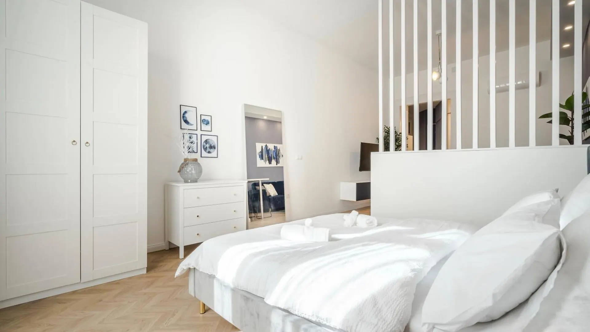 D58 - Grand Boulevard Royal Apartment - Best Location By Bqa Budapeszt